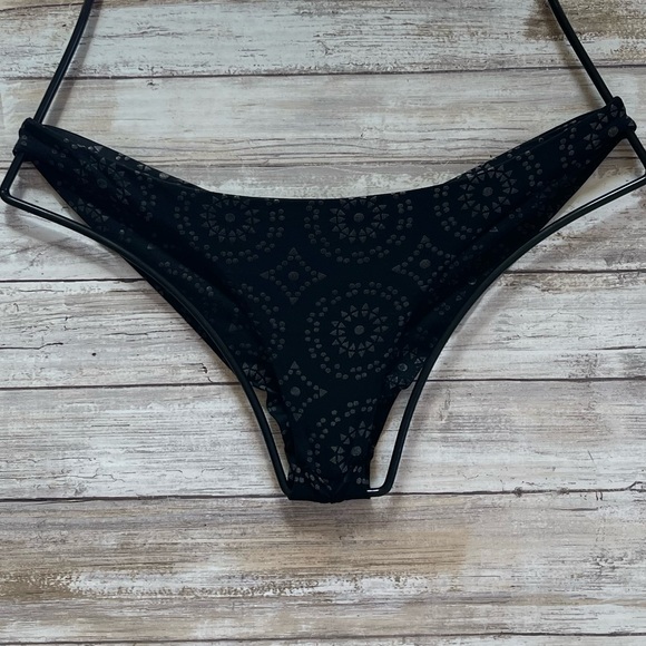 Vitamin A Swim SAMBA Bikini Bottom - Picture 2 of 4